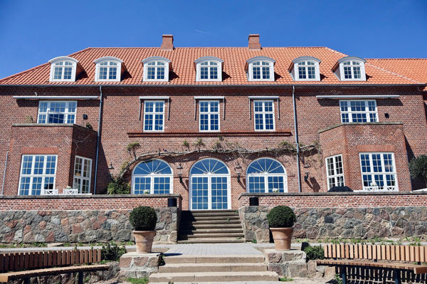 Historisk søfartsskole omdannet til unikke seniorboliger